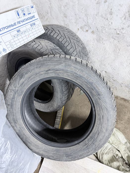 Шины б/у nokian hakkapeliitta 225/65/17