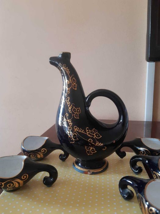 Рядка находка. Винтидж комплект от 5 чаши и стомна Black Ceramic