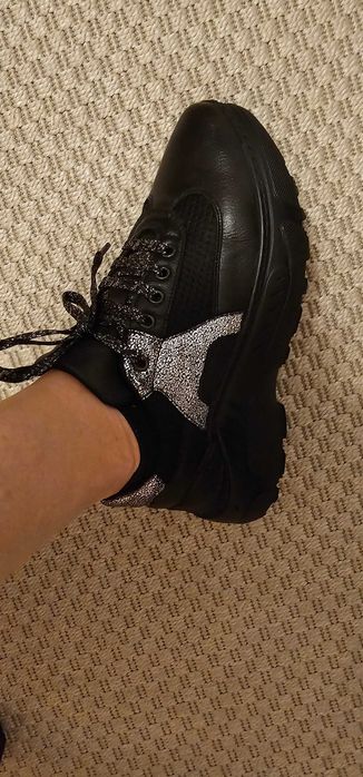 Vand adidasi PIELE NATURALA, marimea 37