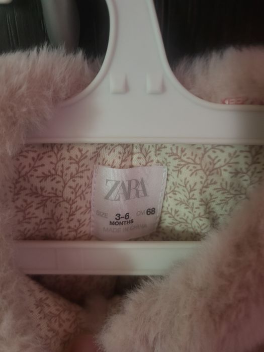 Jachetă zara 68 cm