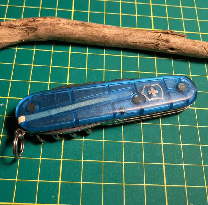 Victorinox швейцарско джобно ножче