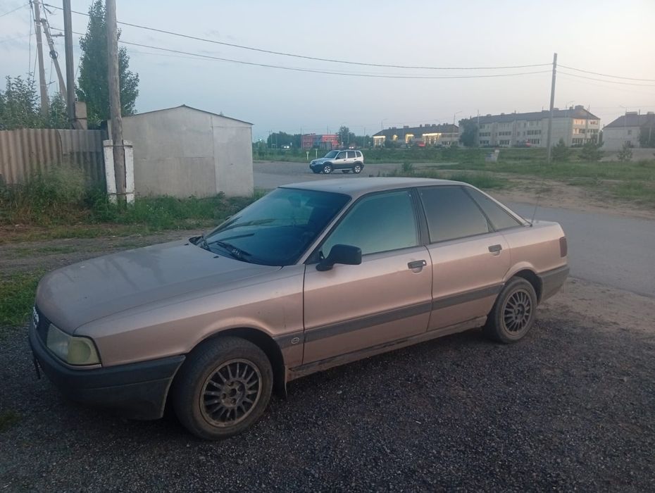 Продам Ауди 80 в хорошем состоянии