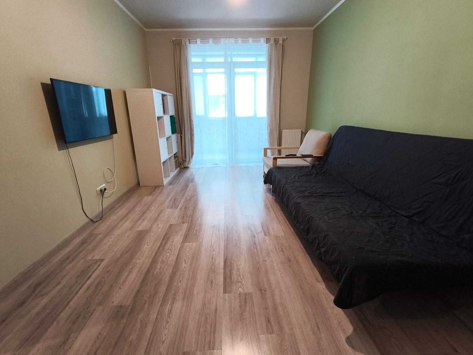 Vand apartament 2 camere sector 4