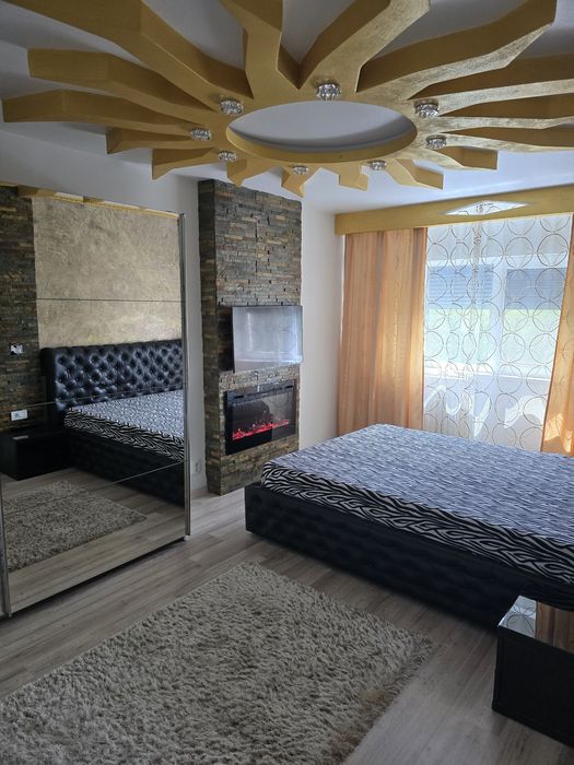 Vand apartament zona trust cu 2 camere