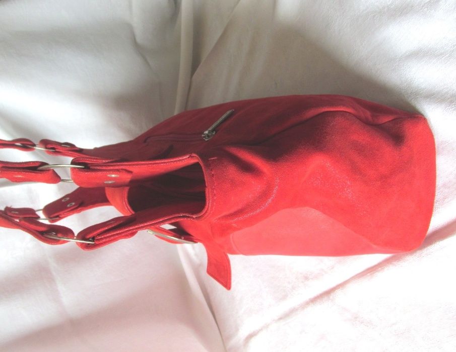 Geanta de umar, dama, piele intoarsa, culoarea rosie