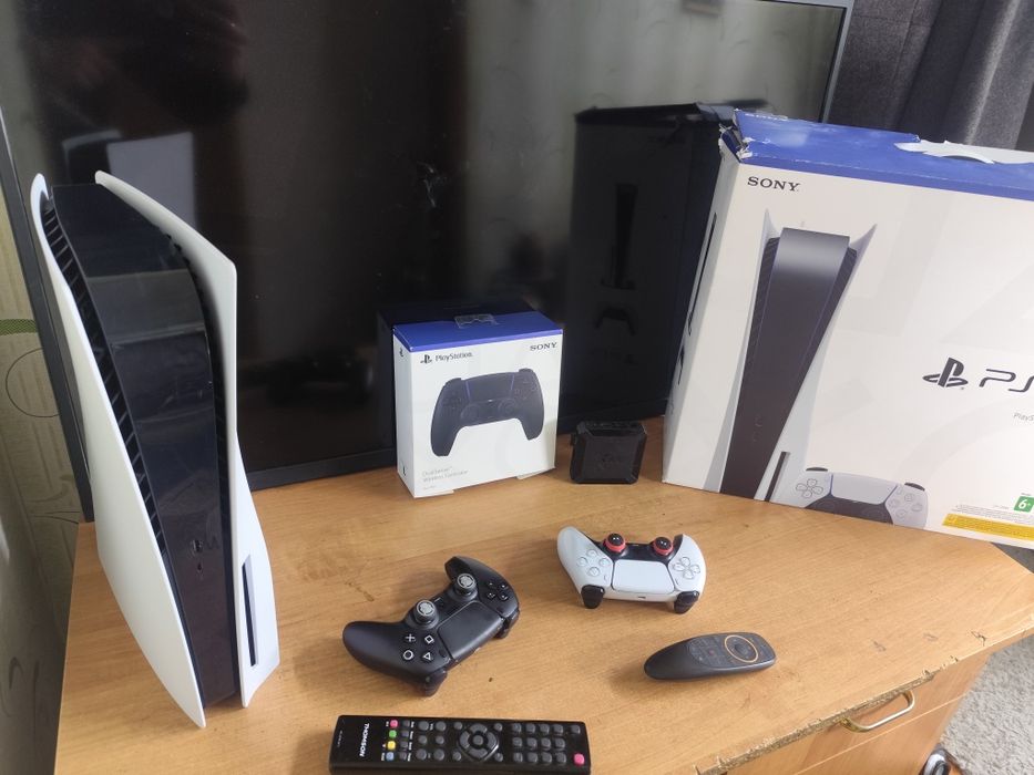 Продам playstation 5 в полной комплектации