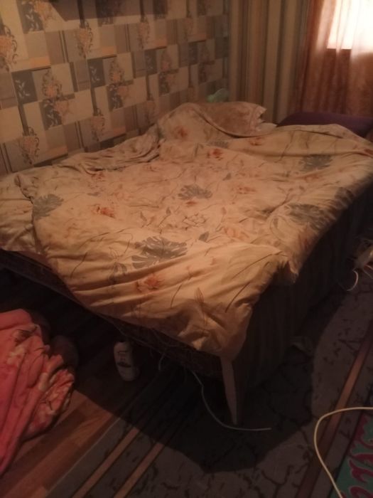 Срочно продам 2х спальный кровать