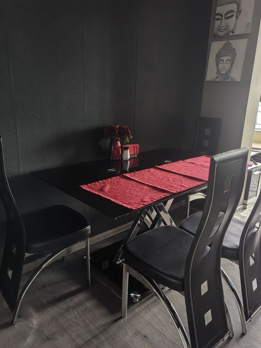 Голяма трапеза маса с 6 стола