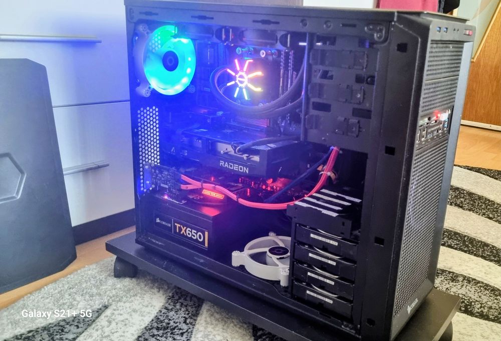 Pc gaming Ryzen 7 (în garanție)