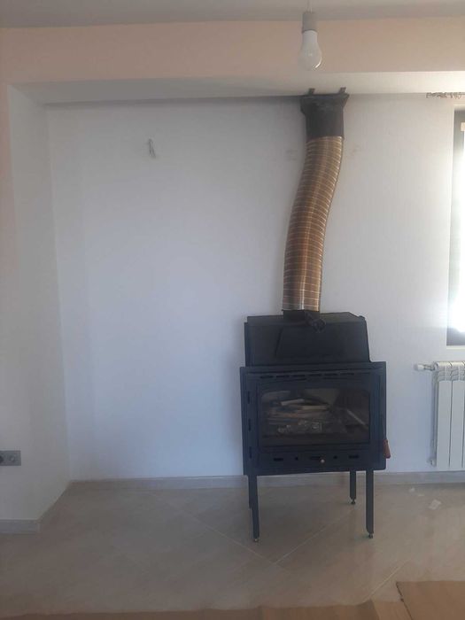 Камина с горивна камера 70см×75см външен размер. Нова !