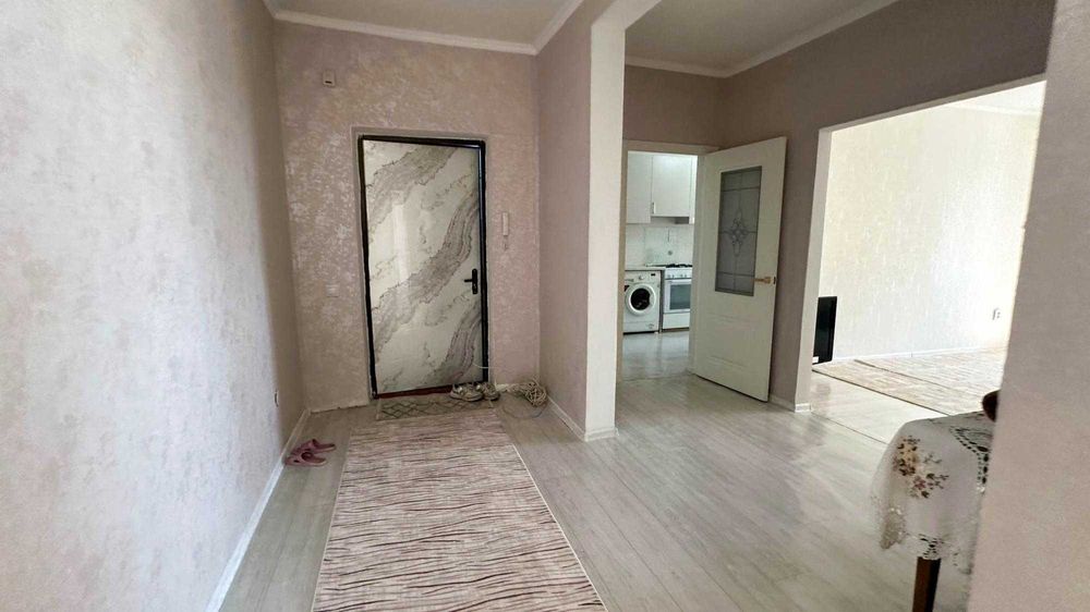 Продаётся 2х ком мкр 6 Аида Империя