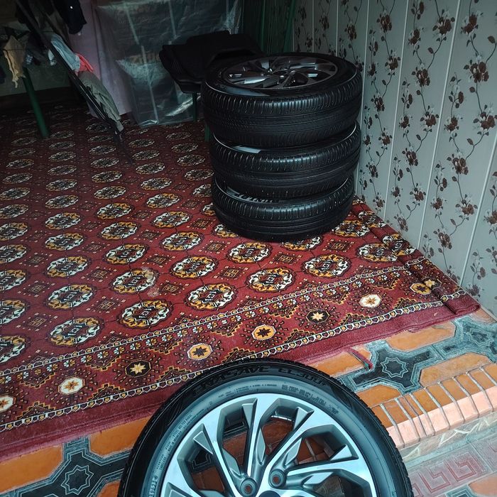 Диск хундай почти новый