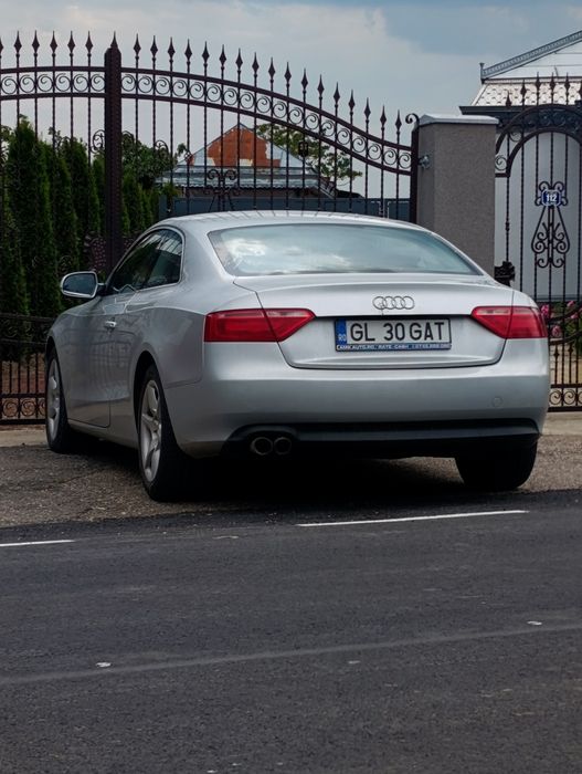 Vând Audi A5 8T Coupe
