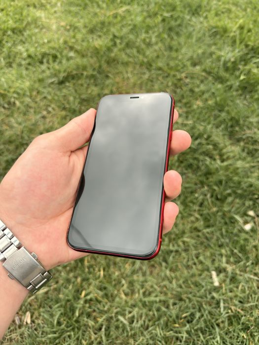 Iphone XR (64GB) ideal holatda aybi yoq umuman 81% yomks