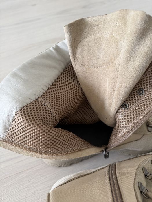 Продам бежевые берцы 40 размер