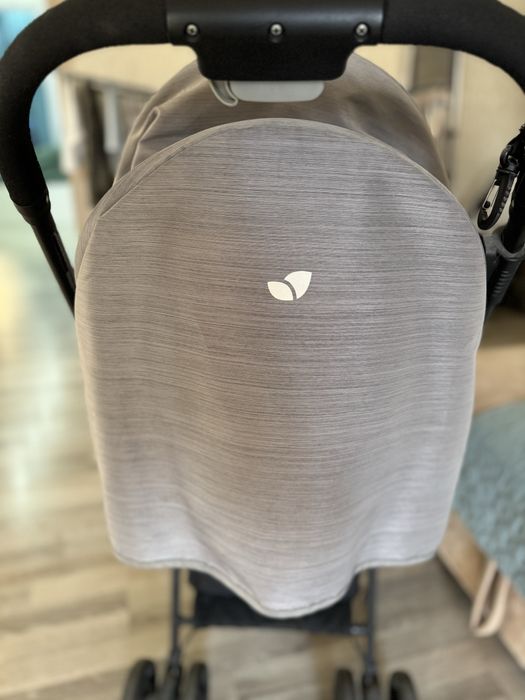 Продается супер удобная коляска Joie (Англия) + подарок