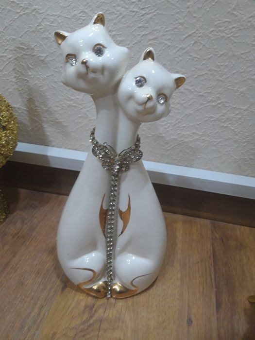 Сувениры и подарки. Для украшения дома и заведений. Совга ва безак цчу