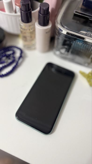 Продаю Iphone 11, объем 128 ГБ