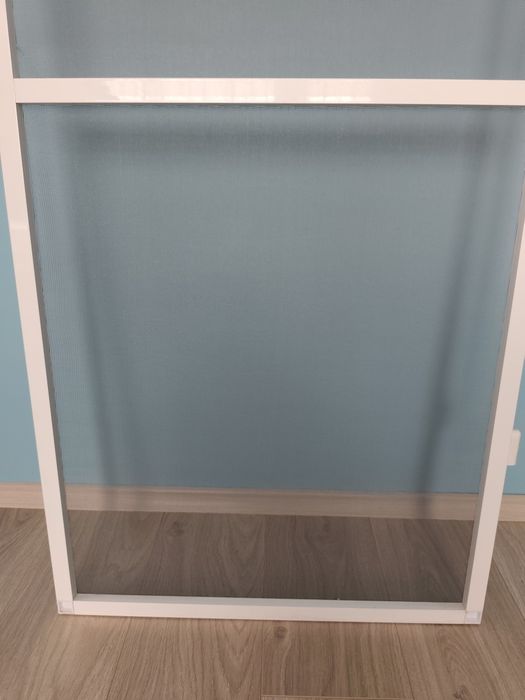 Комарник за балконска врата