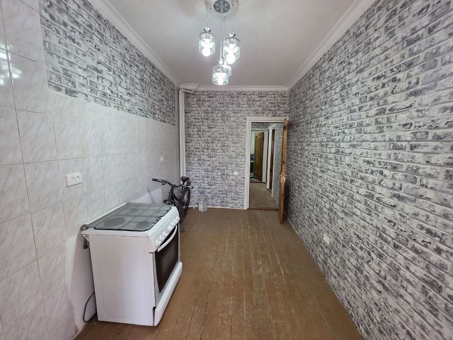 Срочно продаётся 3 км квартира