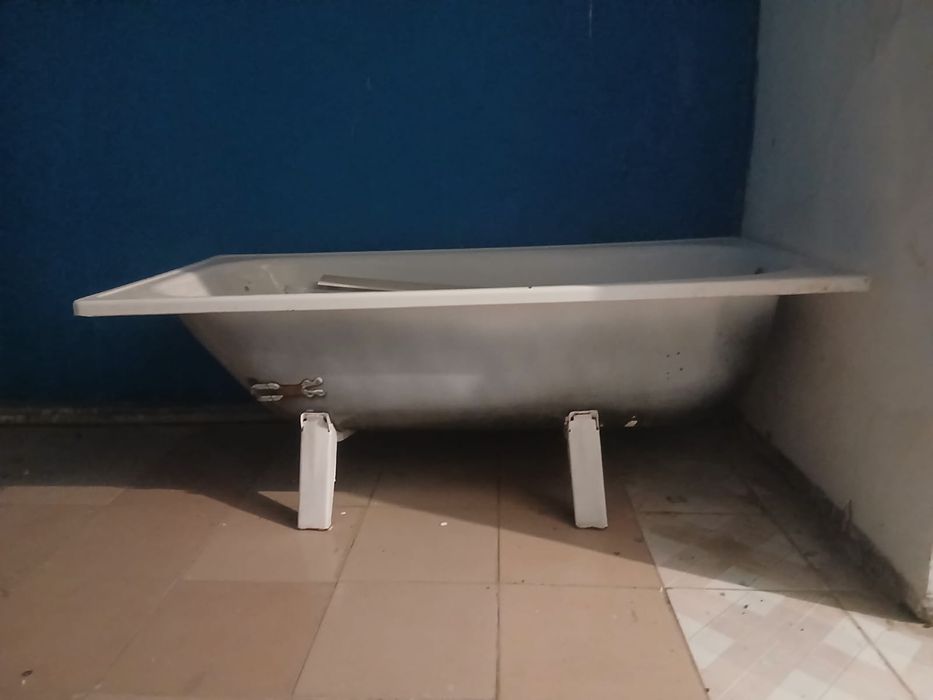 Ванна продается.