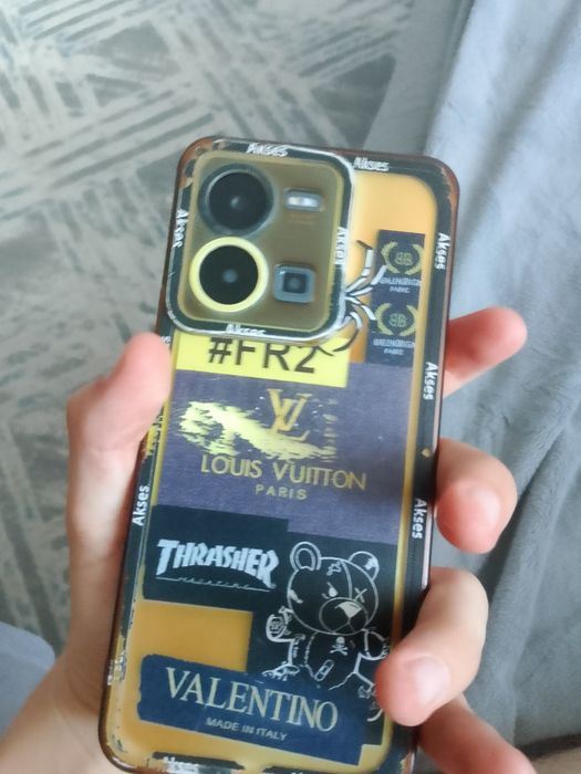продам телефон vivo y35