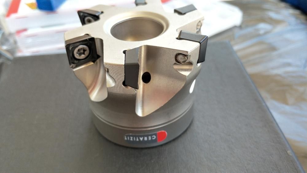 дорникова фреза със сменяеми пластини SDNT-09