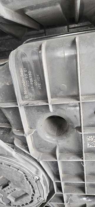 AdBlue резервоар с помпа за Мерцедес Е220/E220cdi w213