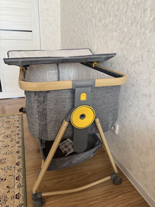 Продам детскую кроватку