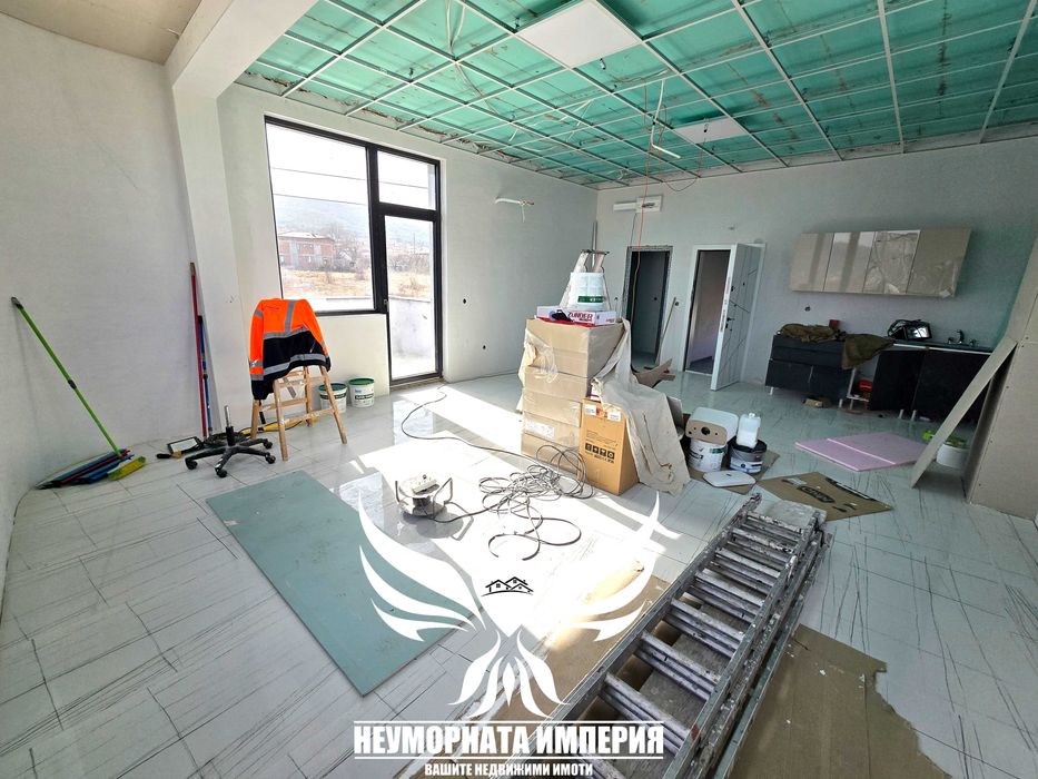 Дава се под наем Офис в Асеновград - 55 кв.м за 355 € - Снимка #4