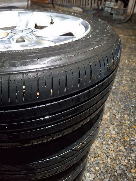 Шины с дисками.в хорошем состояний