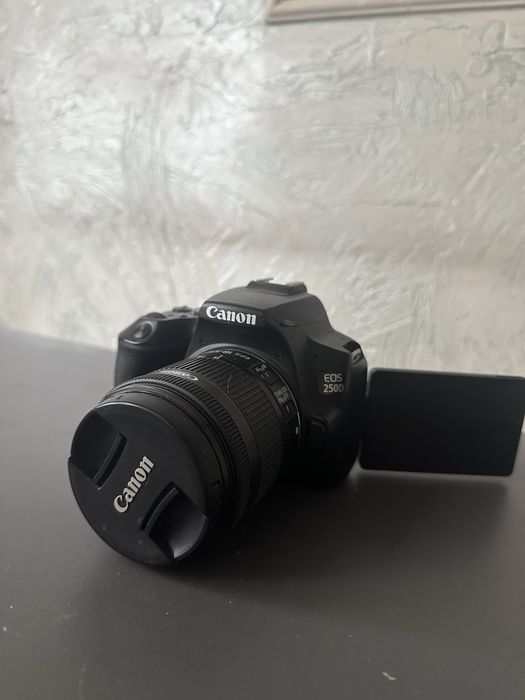 Камера Canon 250d 4k