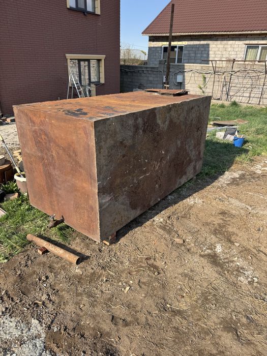 Емкость железная