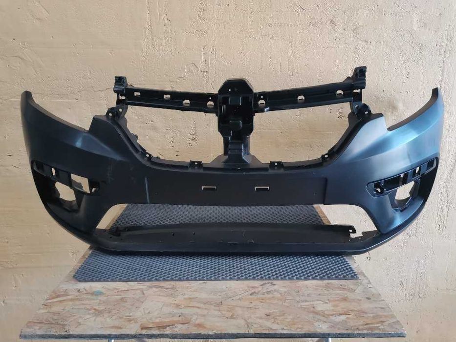 Бампер передний Renault Logan 2 с 2018 г