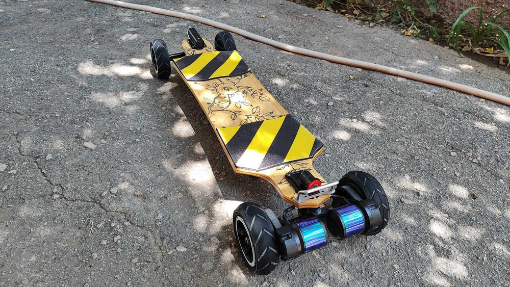 Электроскейтборд Verreal RS AT - буря эмоций, море удовольствия