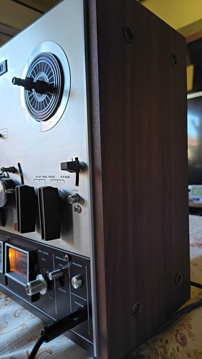 Magnetofon Akai GX-210D autorevers