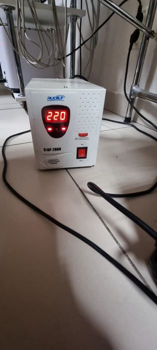 Продам стабилизаторы напряжения