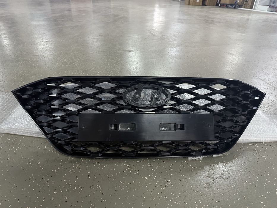 Решетка радиатора Акцент 17-20