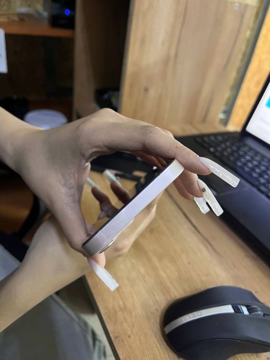 Iphone 13 розовый