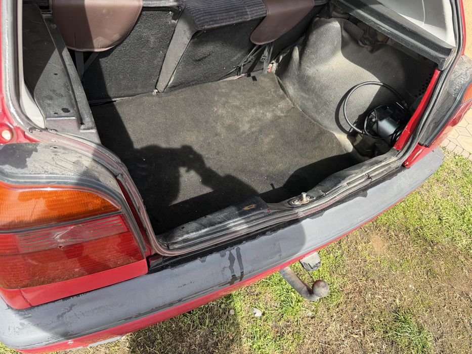 Гольф 3 (1 млн тг)