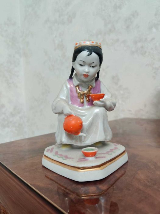 Фарфоровый мишка