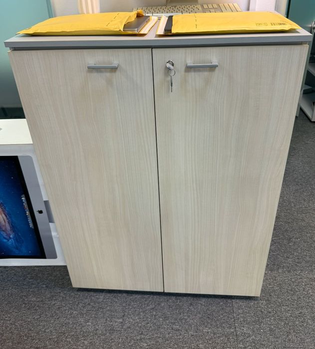 mobilier de birou Mobexpert seria 5th Element