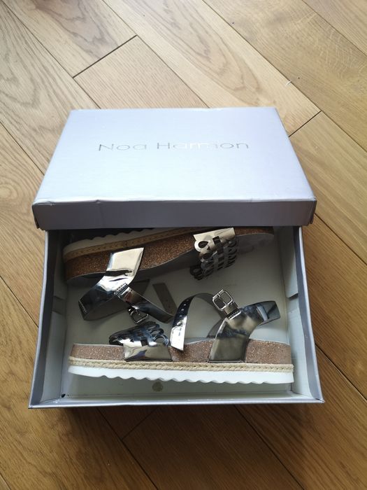 Сандали Noa Harmon 37 номер