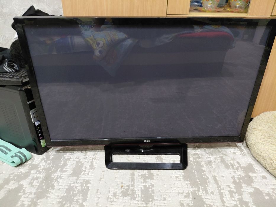 Продам телевизор