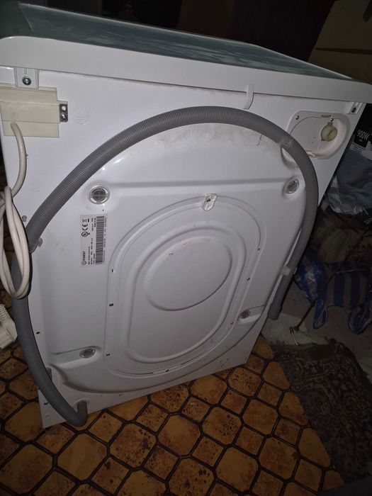 Пералня indesit