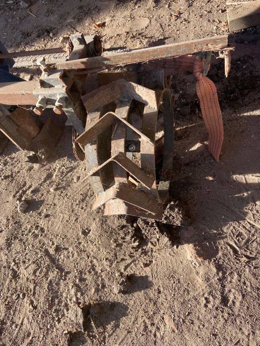 Сеялка за чесън/лук