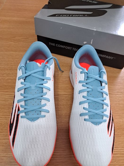 Skechers Football  mas 40