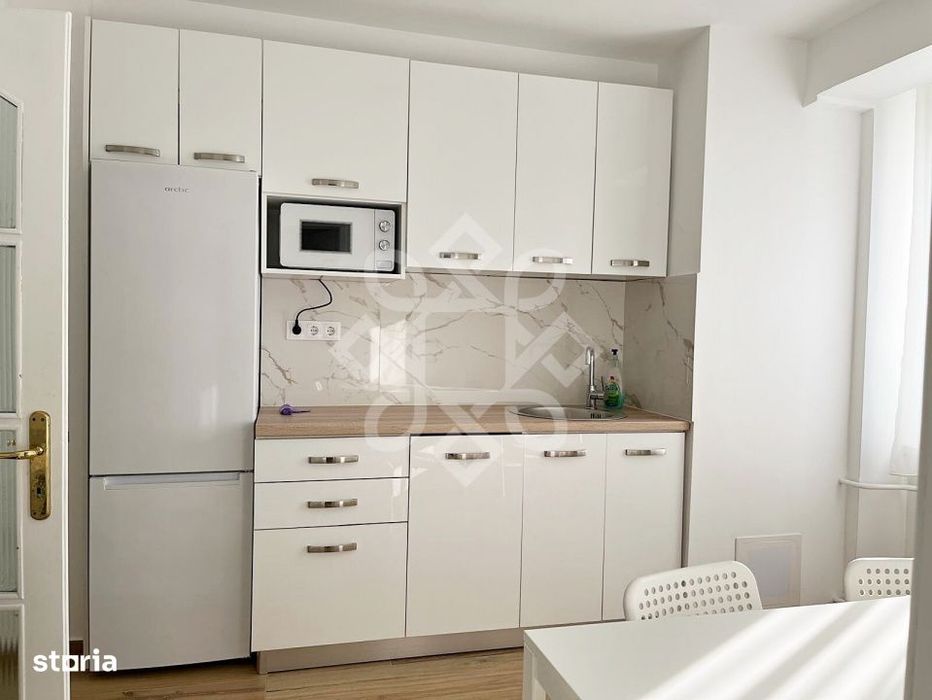 Apartament cu 4 camere de inchiriat ultracentral in Oradea