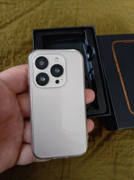 Чисто нов мини твлефон