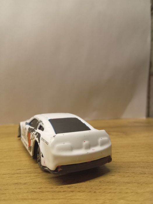 Продам машинки железные